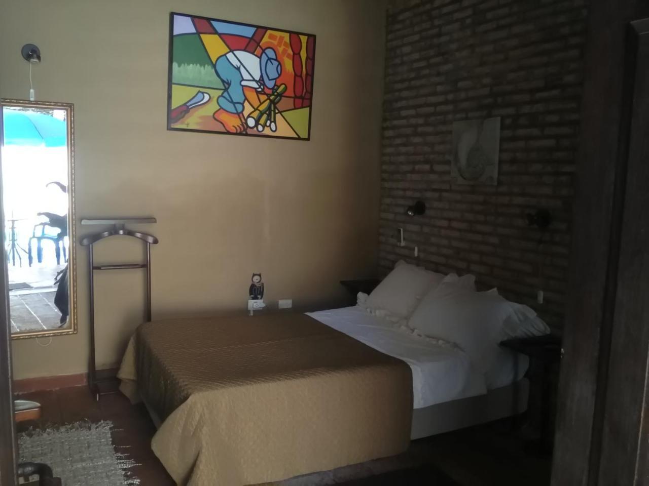 Black Cat Hostel Asuncion Dış mekan fotoğraf